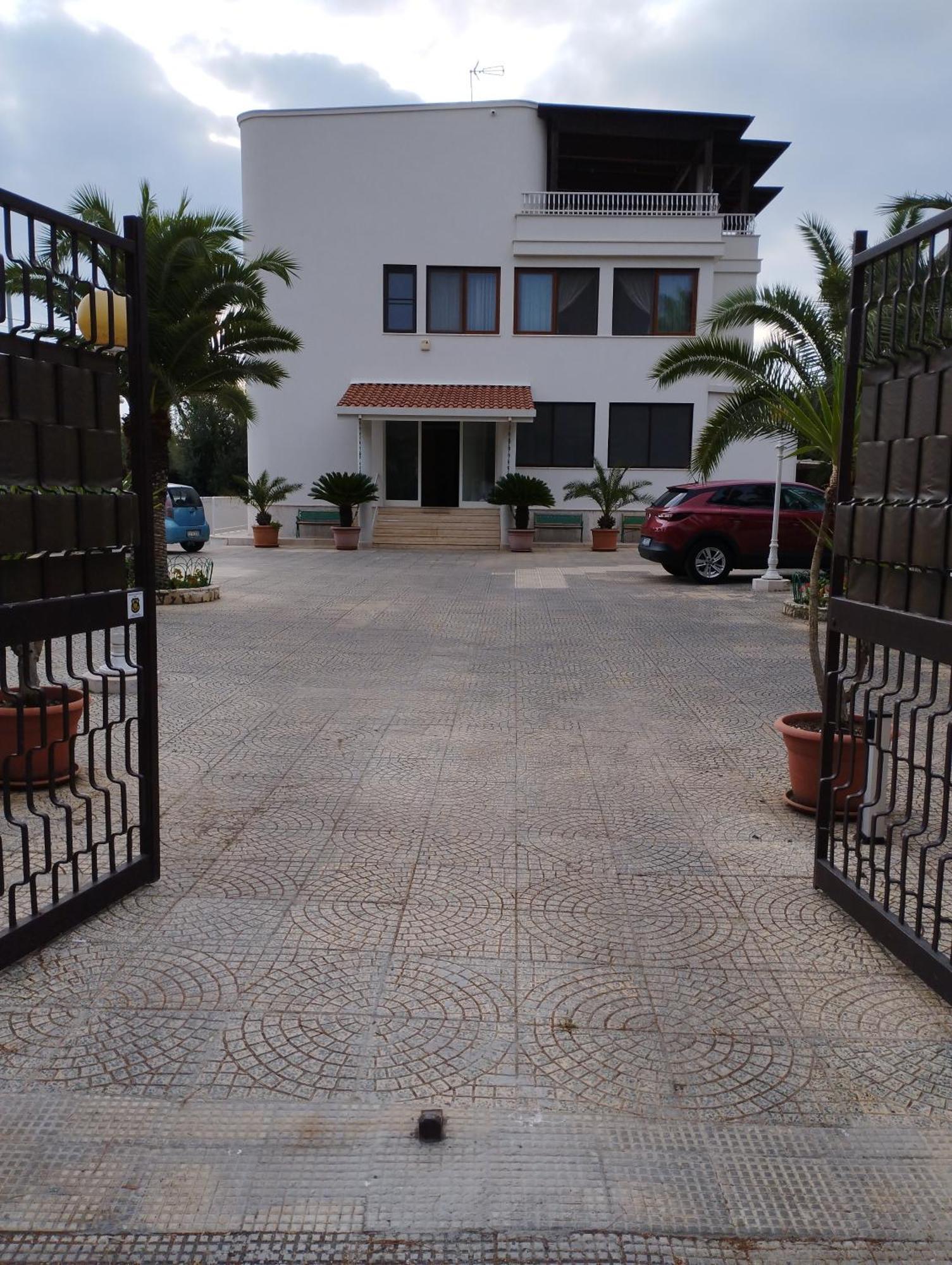 Villa Erry Trani Esterno foto